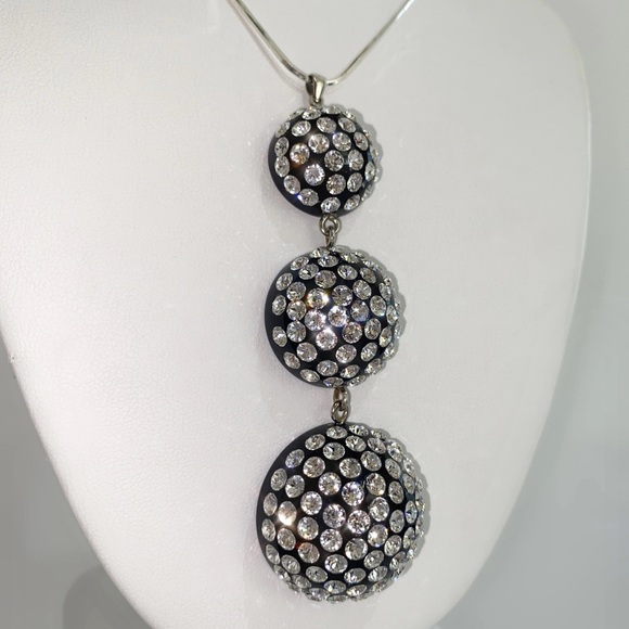 Black Acrylic necklace with chain, embellished with genuine Swarovski crystals - Picture 2 of 7